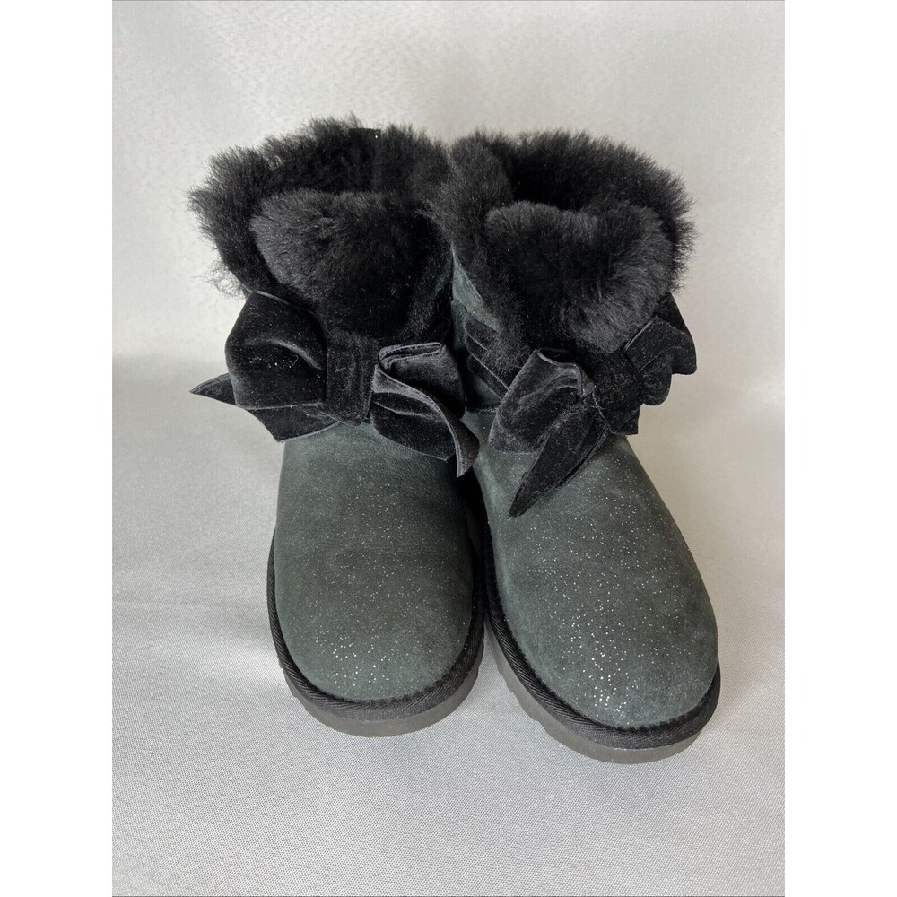 Women's Ugg Boots Sz 7 Black Gita Twinkle Bow Mini Bootie Satin Bow Glitter-like - Picture 2 of 16